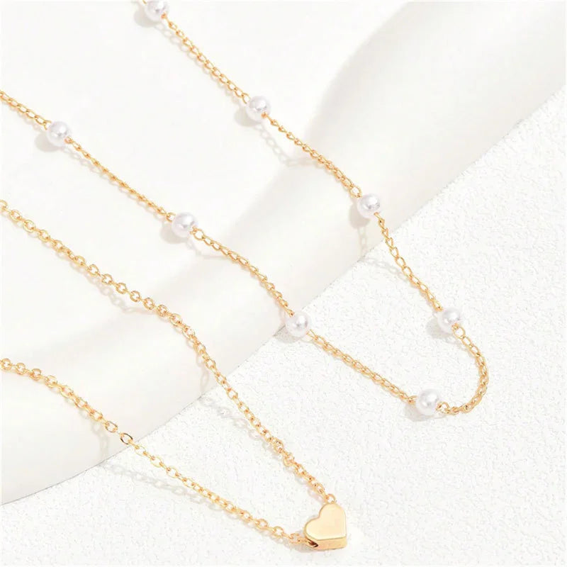 Simple Pearl Choker Necklace with Heart Shaped Pendant Chain